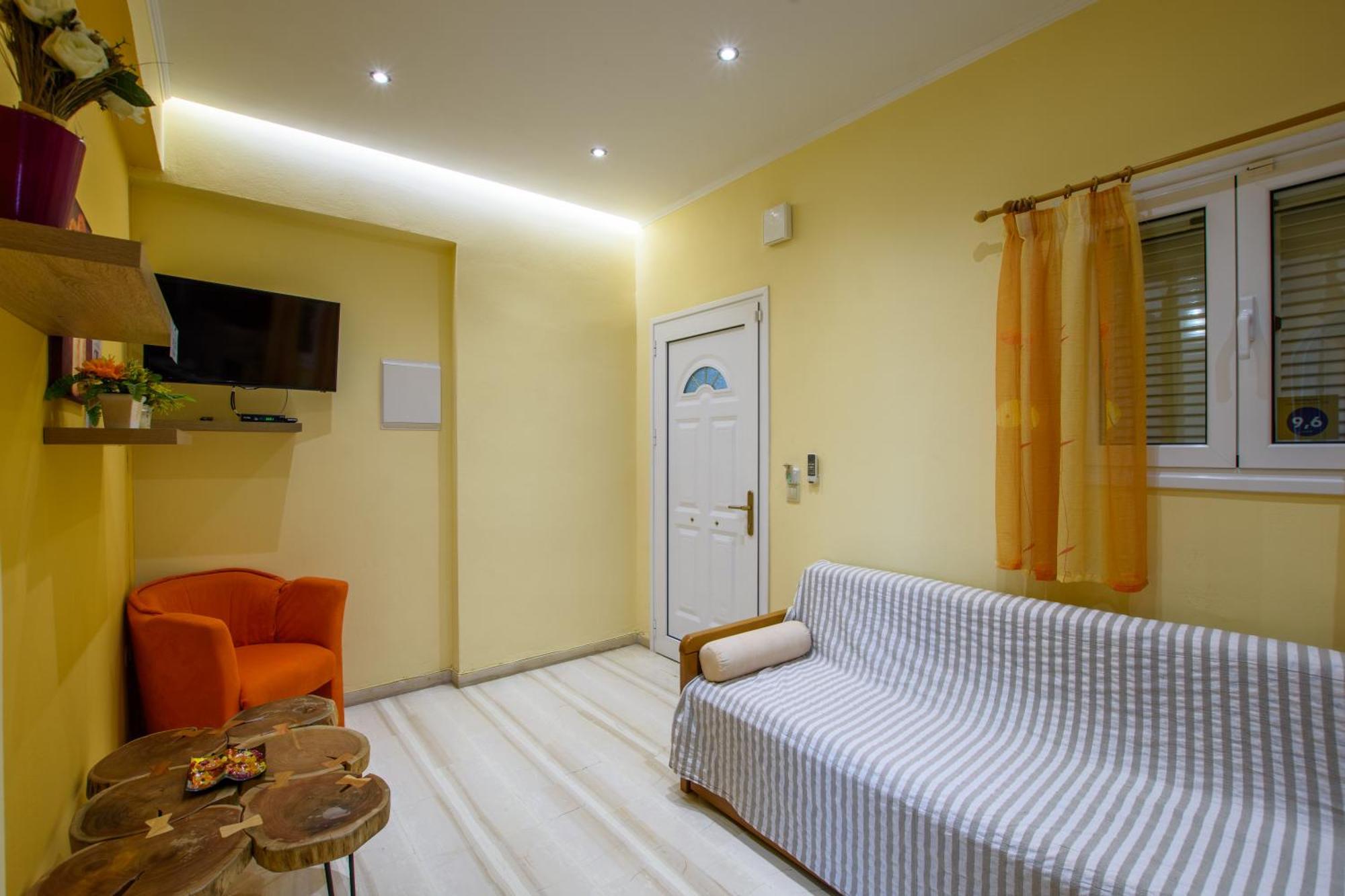 Butterfly Appartments Barbati Exterior photo
