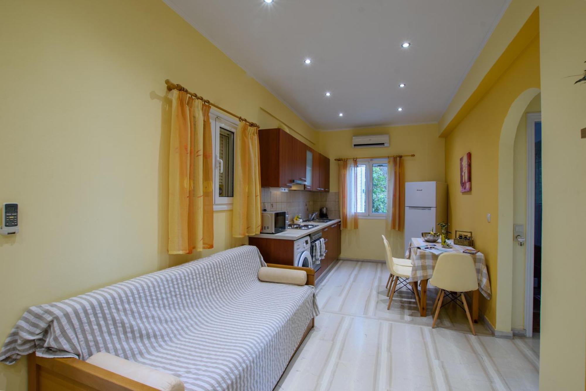 Butterfly Appartments Barbati Exterior photo