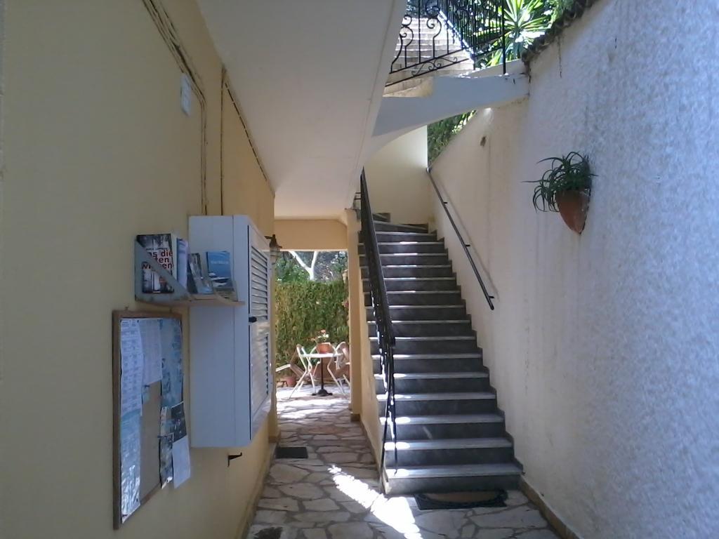 Butterfly Appartments Barbati Exterior photo