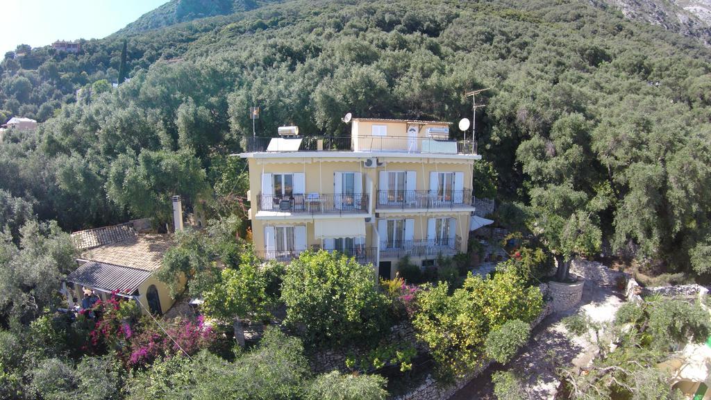 Butterfly Appartments Barbati Exterior photo